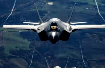 F35
