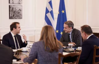 Μητσοτάκης με Λικορνί