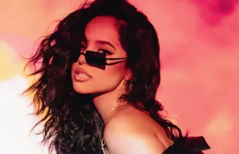H Becky G