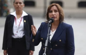 Η πρόεδρος του Περού κατέθεσε για την καταστολή των μαζικών κινητοποιήσεων