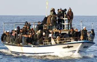 πρόσφυγες λαμπεντούζα 