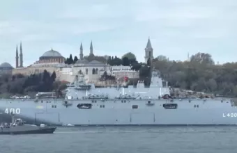 Τουρκία: Το «μίνι-αεροπλανοφόρο» TCG Anadolu απέπλευσε για τη Μαύρη Θάλασσα