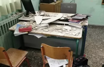 Κατέρρευσε τμήμα της οροφής σε τάξη δημοτικού στον Βόλο