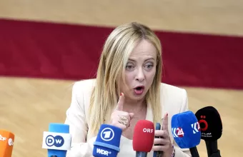 Μελόνι