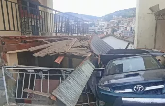 Αυλή σπίτι