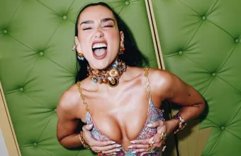 Η Dua Lipa 