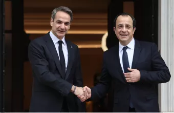 Χριστοδουλιδης Μητσοτάκης