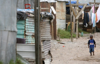 24 νεκροί σε παραγκούπολη στη Νότια Αφρική