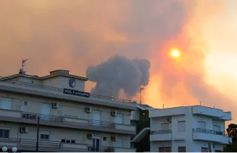 Φωτιά στη Νέα Αγχίαλο