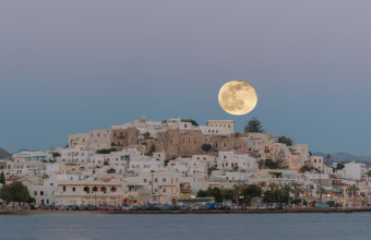 Η Πάρος και η Μήλος στους δέκα καλύτερους προορισμούς διακοπών στην Ελλάδα σύμφωνα με την US NEWS