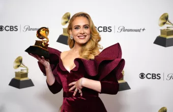 Η Adele 