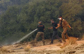 Φωτιά στην Πάρνηθα