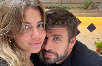 Ο Πικέ με τη σύντροφό του 