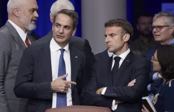 Παρίσι: Ενόχληση μετά από αναφορές ότι η Γαλλία θα «ταπεινωθεί» ξεπερνώντας τη χώρα μας σε πιστωτικό κίνδυνο