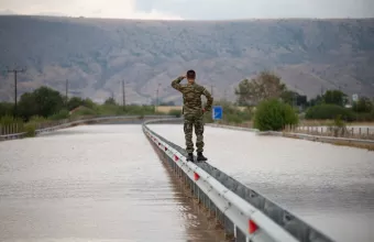 Προβλήματα παρουσιάστηκαν και κατά μήκος της περιφερειακής οδού της Λάρισας