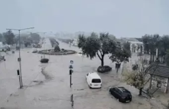 Οι διαφορές στο Βολο 45 λεπτά πριν και μετά την κακοκαιρία - Βίντεο