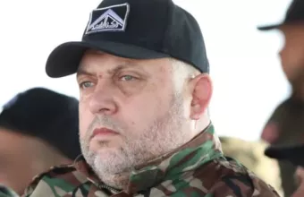  Αϊμάν Νοφάλ 