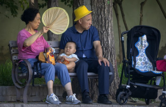 Κίνα: Μειώθηκαν κατά 10% οι γεννήσεις