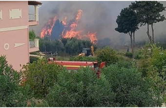 Φωτογραφία από το Corfutvnews από τη φωτιά στην Κέρκυρα