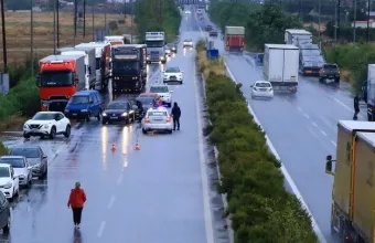 Αθηνών Πατρών
