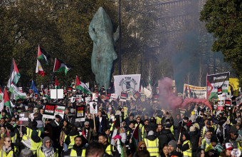 Λονδίνο: Επεισόδια μεταξύ αστυνομίας και διαδηλωτών στην πορεία υπέρ της Παλαιστίνης 