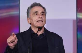 Τσακαλώτος σε Τσίπρα