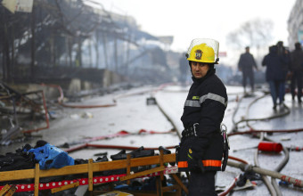Έξι νεκροί από έκρηξη και πυρκαγιά σε αποθήκη εμπορευμάτων στο Μπακού