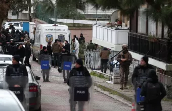 Από τους πυροβολισμούς νεκρός έπεσε με τραύμα στο κεφάλι ένας άνθρωπος