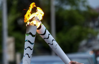 Στην Ελλάδα Γάλλοι αξιωματούχοι για την αφή της Ολυμπιακής Φλόγας