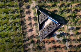 Τρίγωνο σπίτι: Το αρχιτεκτονικό αριστούργημα στα Μέγαρα