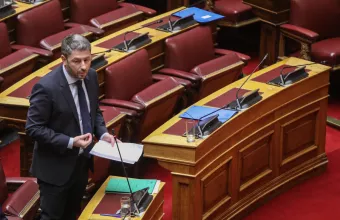 Ανδρουλάκης- Πρόταση δυσπιστίας: Θλιβερό να αναμασάτε ότι είμαστε διαπλεκόμενοι