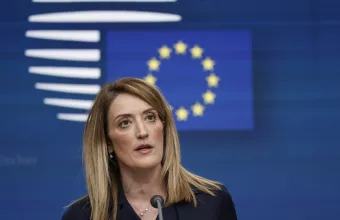 Αποτρόπαια η επίθεση κατά της πρωθυπουργού της Δανίας δηλώνει η Μέτσολα