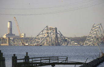 Έρευνα για την κατάρρευση της γέφυρας στη Βαλτιμόρη από τις αρχές στις ΗΠΑ