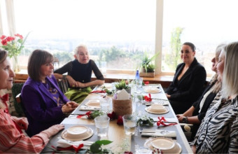 Συνάντηση Κατερίνας Σακελλαροπούλου με έξι γυναίκες από την κοινωνία των πολιτών
