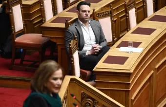 Ντόρα - Κασσελάκης