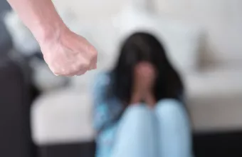 βία κατά γυναικών