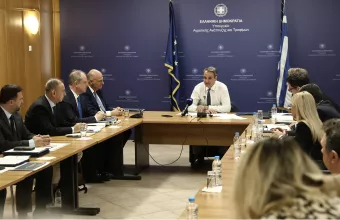 Ο πρωθυπουργός στο υπουργείο Αγροτικής Ανάπτυξης