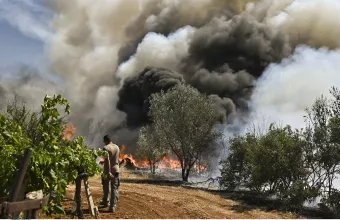Φωτιά Κορινθία