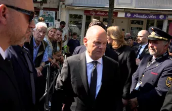 Σολτς μετά μετά τη νίκη της AfD στα ανατολικά κρατίδια: «Bλάπτει τη Γερμανία»