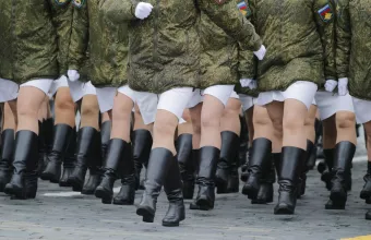 Ρωσία: Στρατολογεί γυναίκες στις λεγόμενες «εθελοντικές στρατιωτικές μονάδες»