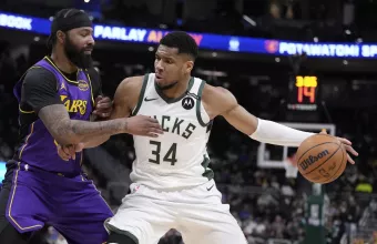 NBA: O Giannis σάρωσε τον Ντόντσιτς