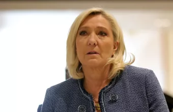 Η Μαρίν Λεπέν θέλει να εκδικαστεί γρήγορα η έφεση