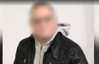 Μητροκτόνος 