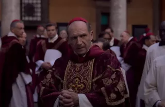 Κονκλάβιο: 4 τρόποι με τους οποίους η ταινία Conclave ρίχνει φως στον τρόπο επιλογής Πάπα