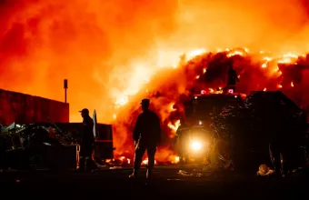 Φωτιά σε εργοστάσιο ανακύκλωσης στην Αλεξανδρούπολη