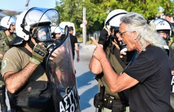 Βόλος: Αποβιβάστηκαν οι Ισραηλινοί επιβάτες του Crown Iris