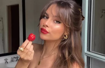 Berry απόχρωση χείλη