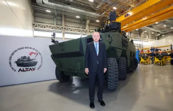 Ερντογάν με άρμα Altay