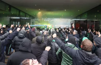 Παναθηναϊκός: Απτόητοι οι οπαδοί του έκαναν… Λεωφόρο τους δρόμους του Ρότερνταμ