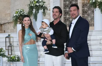 Νίκος Οικονομόπουλος βαφτιστήρι